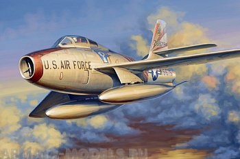 81726 Самолет F-84F Thunderstreak
