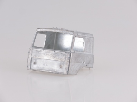 7039AVD Сборная модель МАЗ-6422 с полуприцепом МАЗ-9506-20 AVD Models