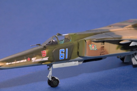 5803P Mig-27M Flogger J 17 Trumpeter
