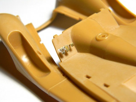 035249 Мерседес 320 от ICM (1:35)