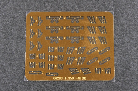 06283P Boeing F4B Trumpeter