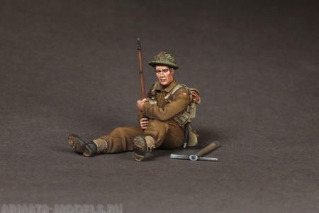 35138SOGA British infantryman at rest. SOGA Miniatures