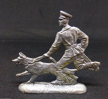 Н-7-108 Пограничник. На задержании